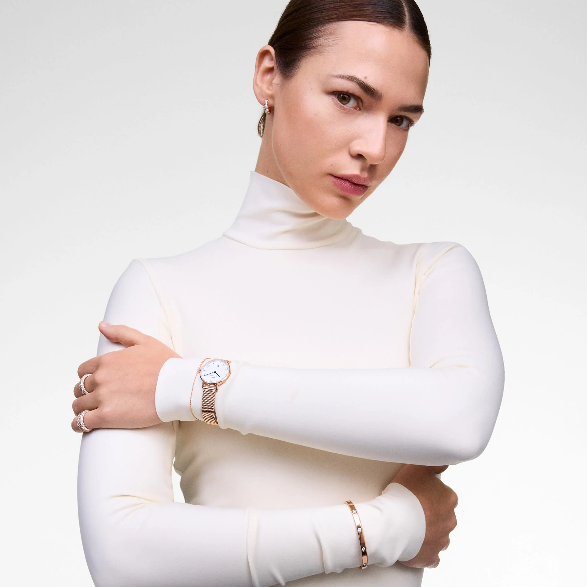 Petite Roman Numerals Date Rose Gold