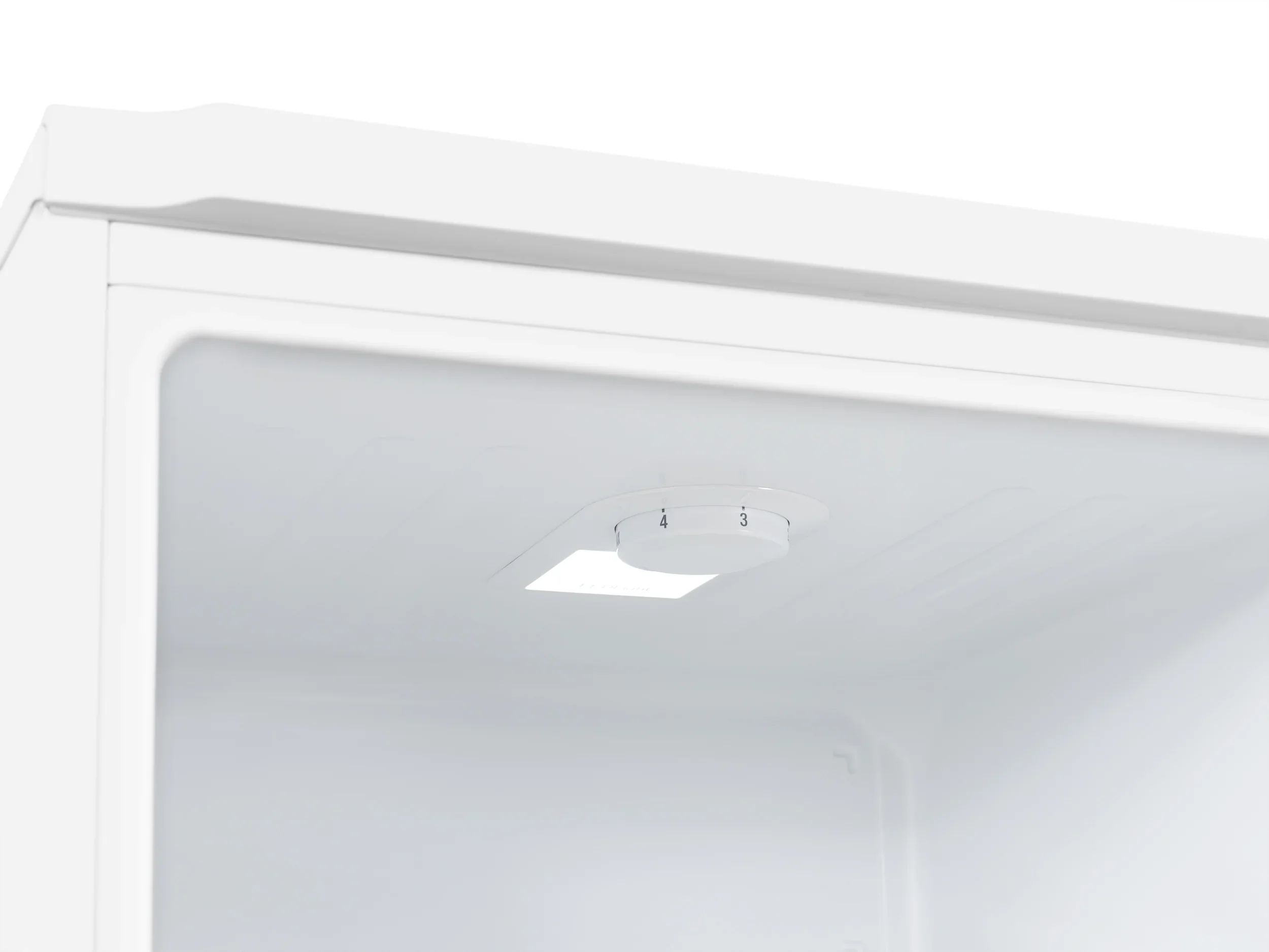 Blomberg Frost Free 50/50 Fridge Freezer | KGM4553