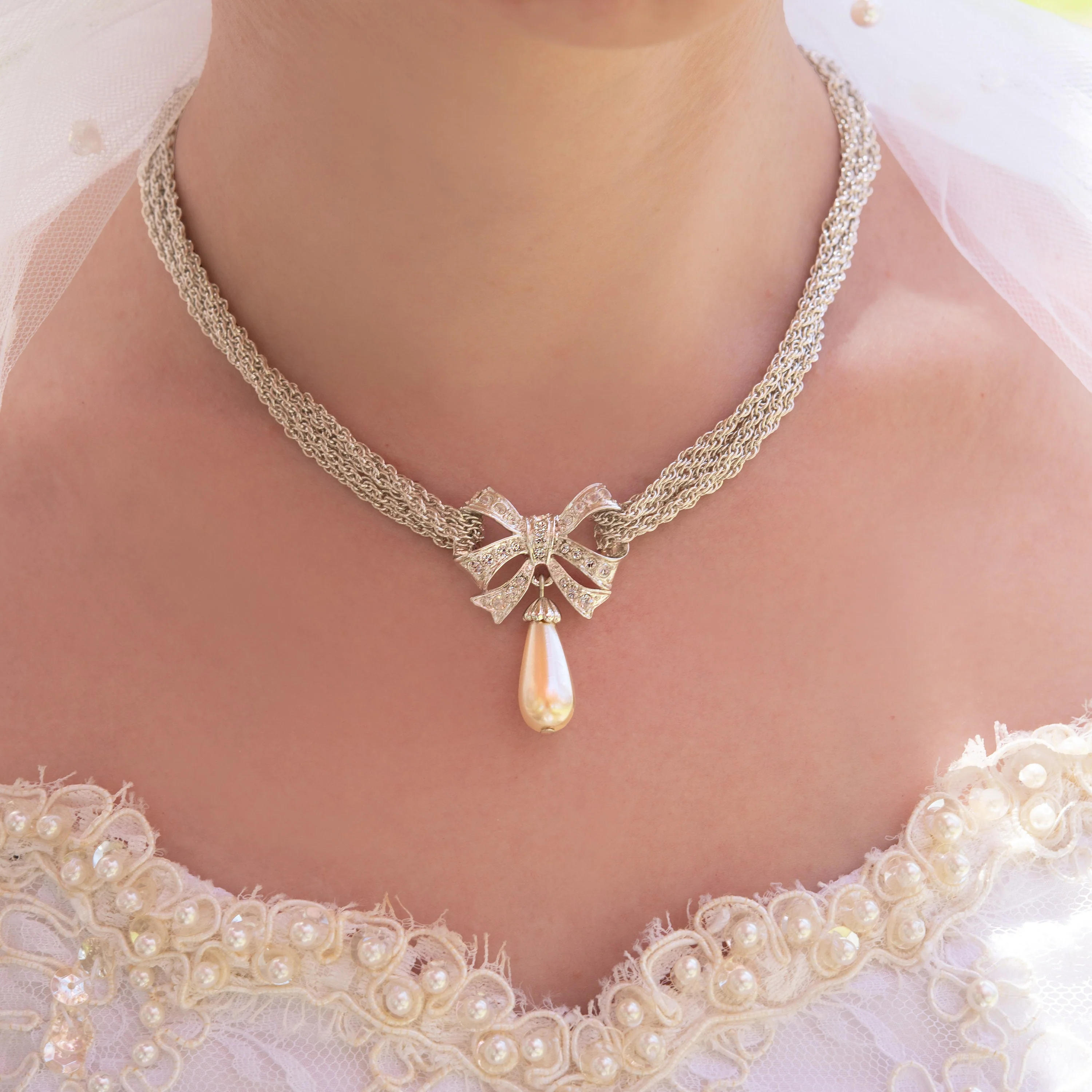 Vintage Oscar De La Renta Beautiful 16