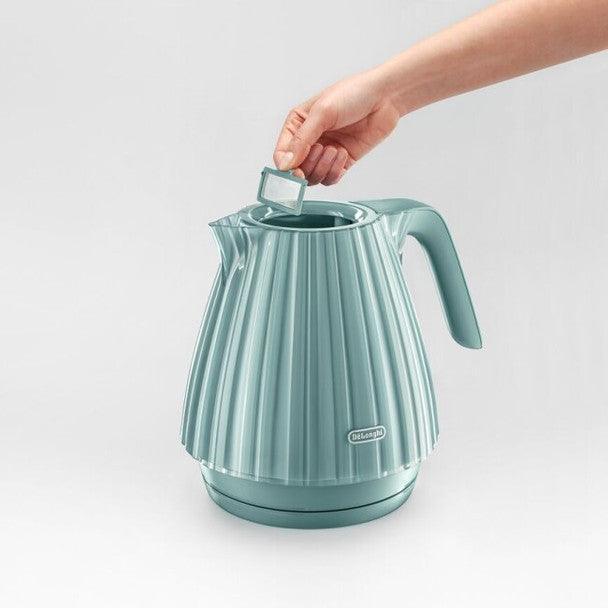 DeLonghi Ballerina Green Jug Kettle | KBD3001.GR