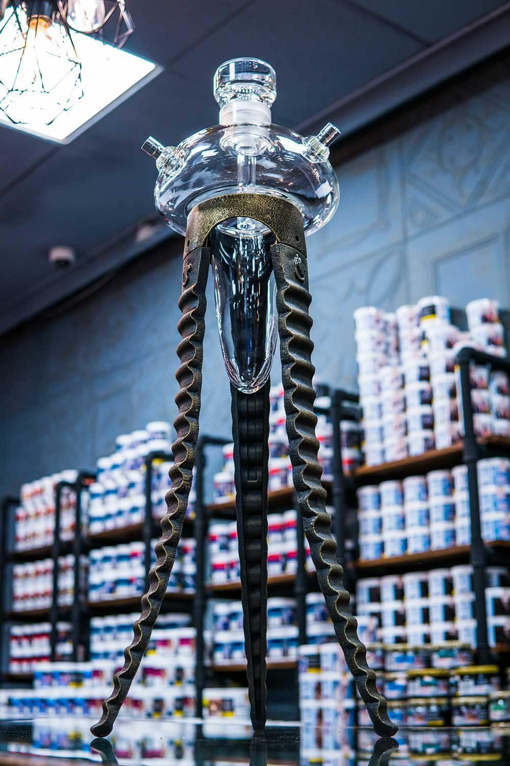 Dschinni Black Widow Gold Hookah