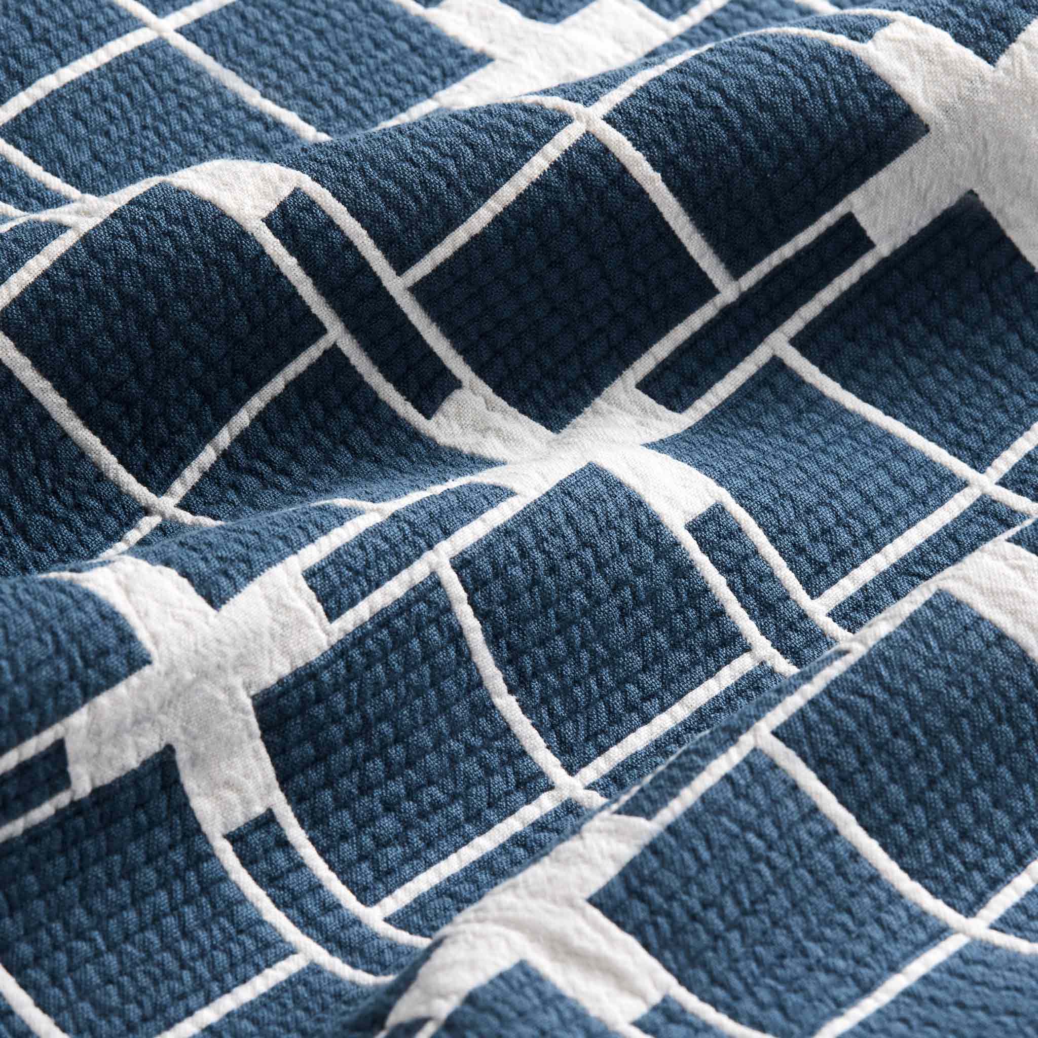 HCB: Ribbed Matelasse Quilt