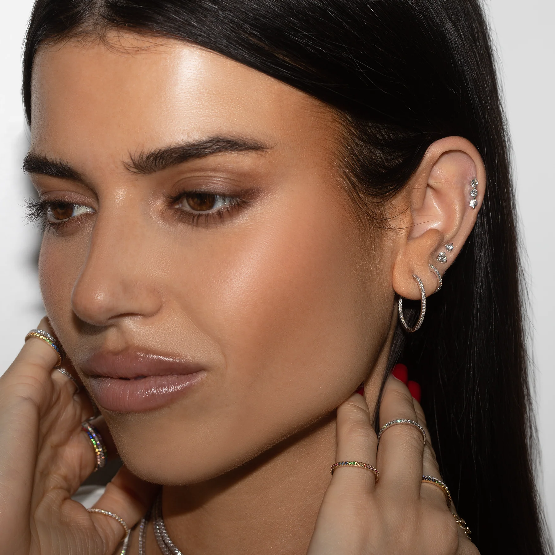 Round Stud #4 - White Diamond / 14k White Gold