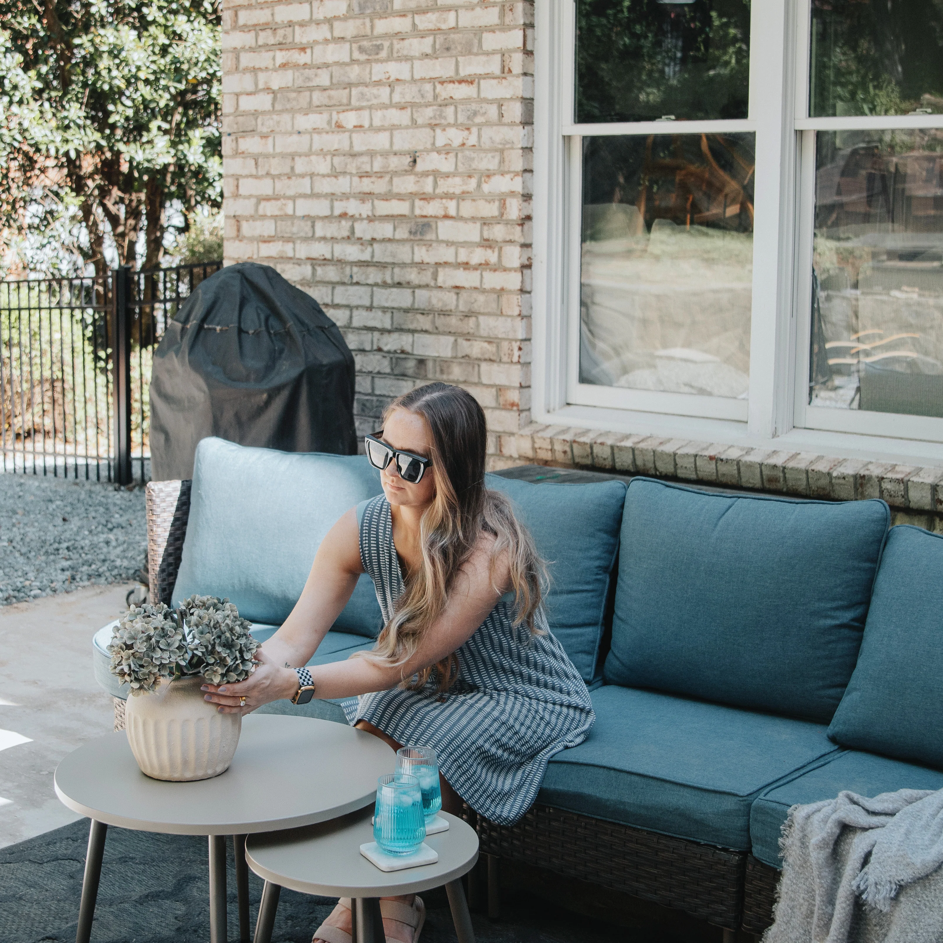 Phi Villa Outdoor Round Curved Wicker Conversation Sofa Set with Navy Cushions and 2 Coffee Tables