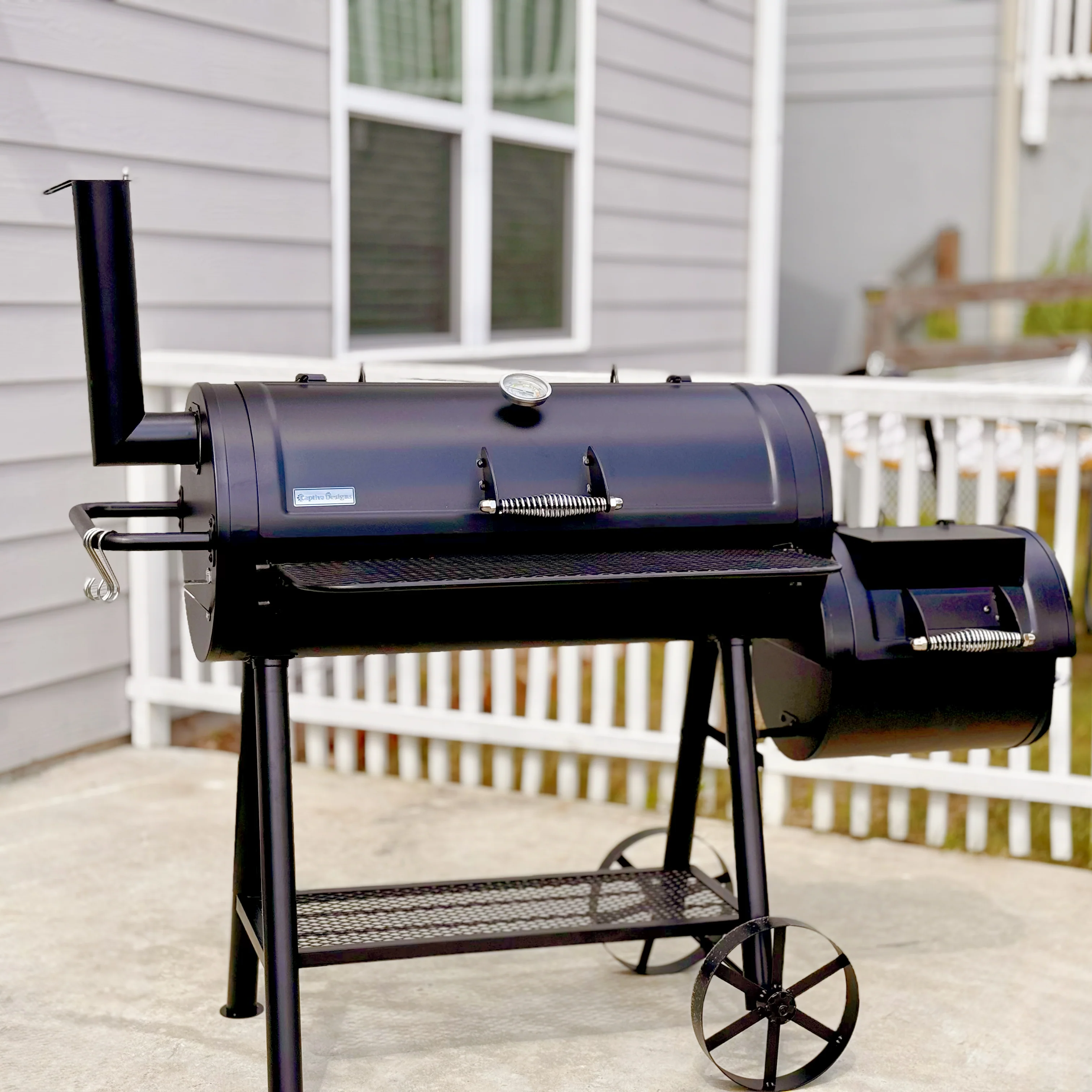 Captiva Designs 2-In-1 Charcoal Smoker Grill with Offset Smoke Box