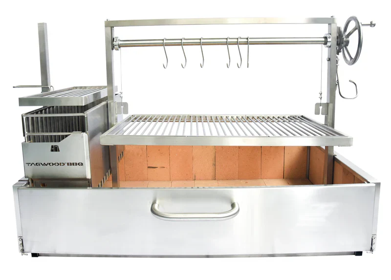 Tagwood BBQ XL Built-In Santa Maria Argentine