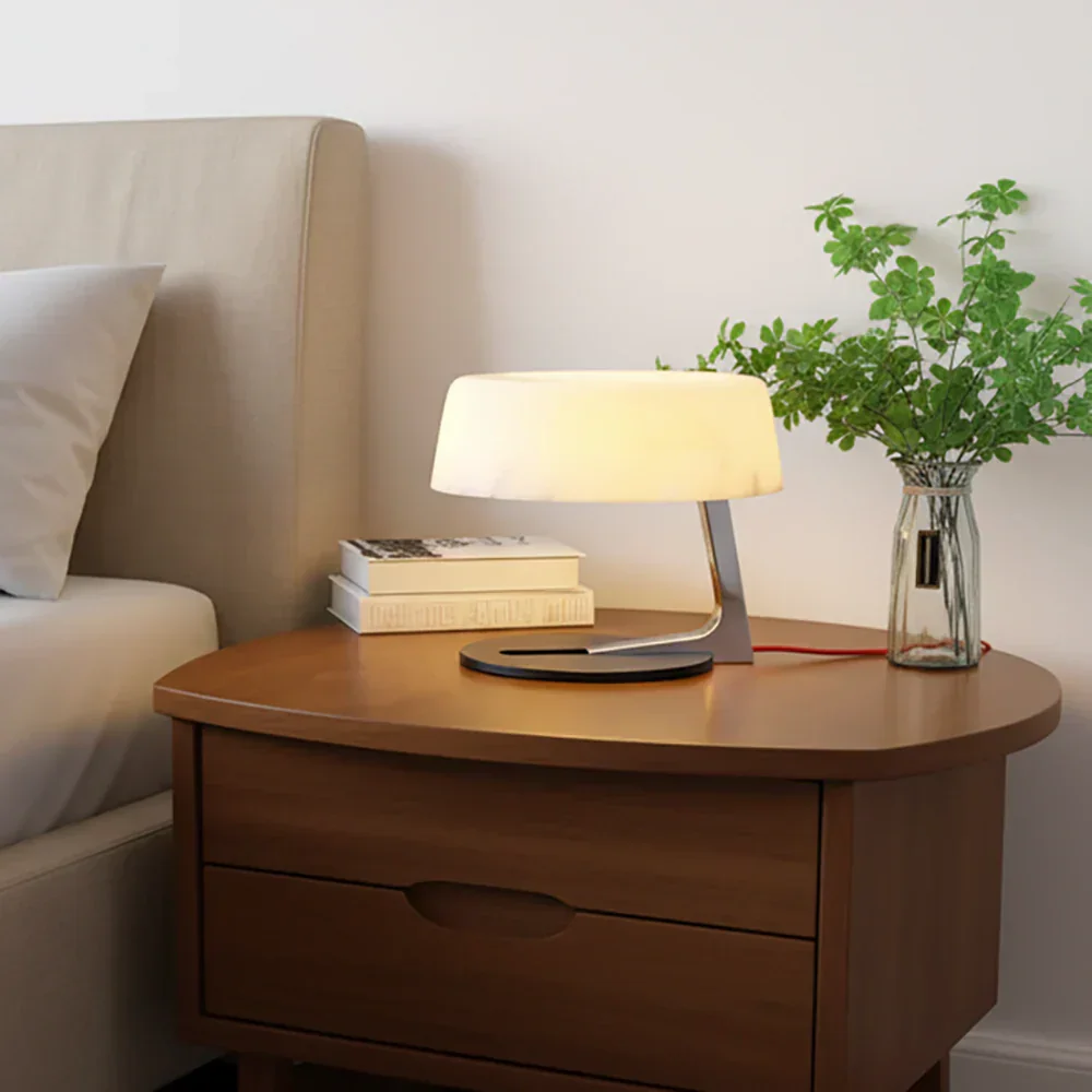 Alabaster Comete Table Lamp