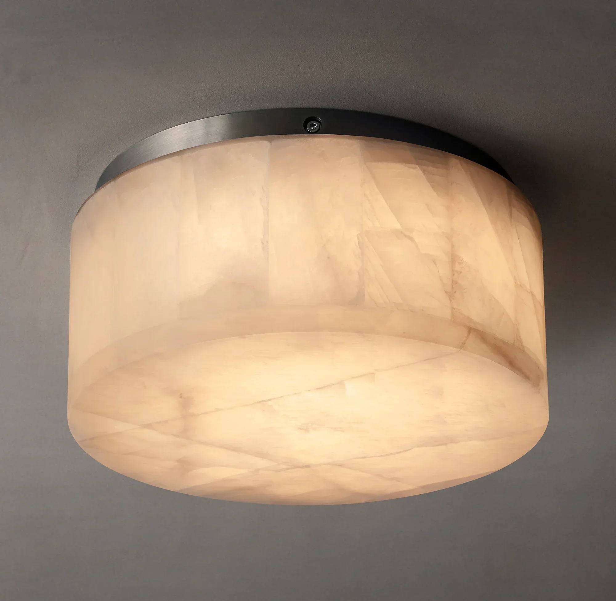 Round Rivage Alabaster Ceiling Lamp