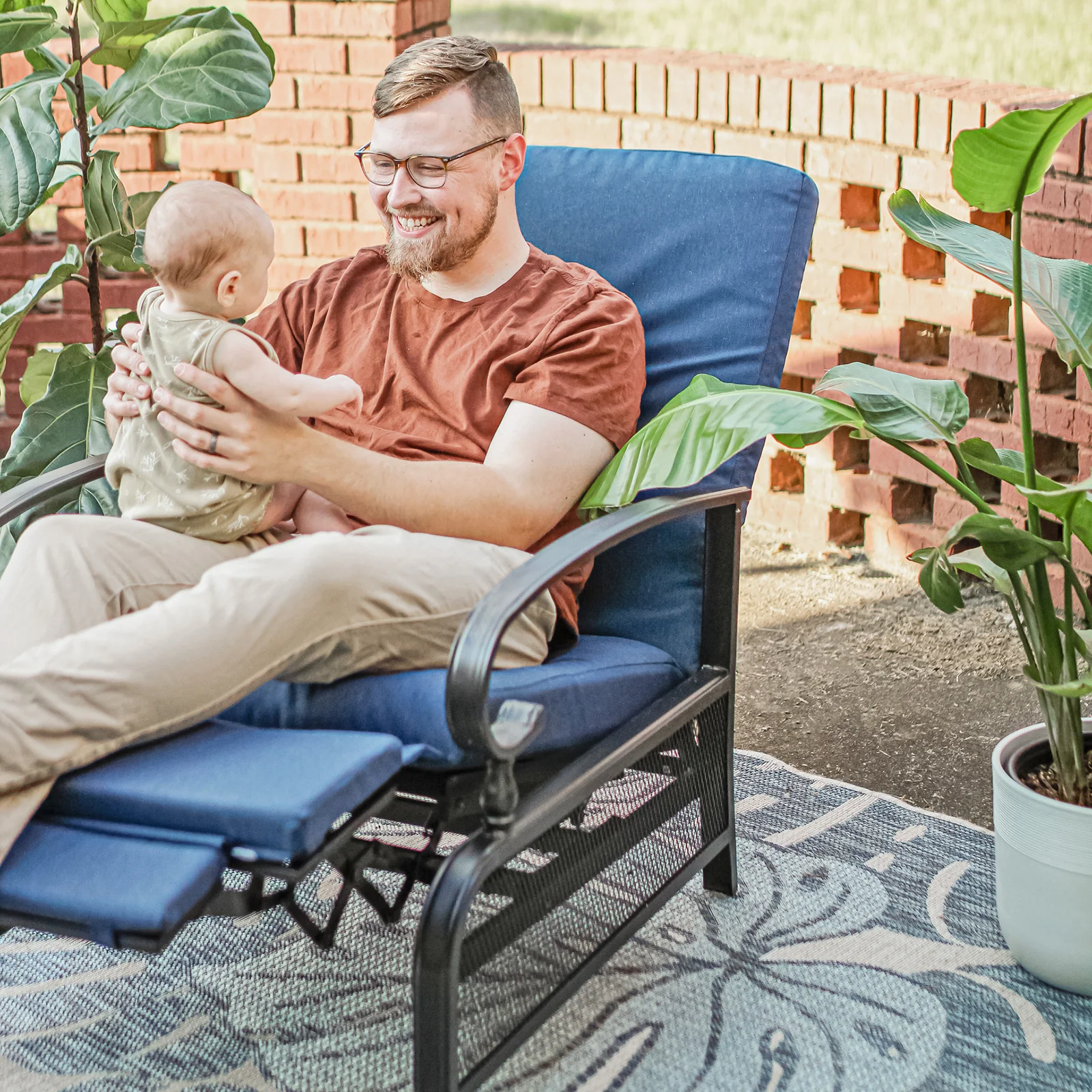 PHI VILLA Adjustable Patio Metal Relaxing Recliner Lounge Chair