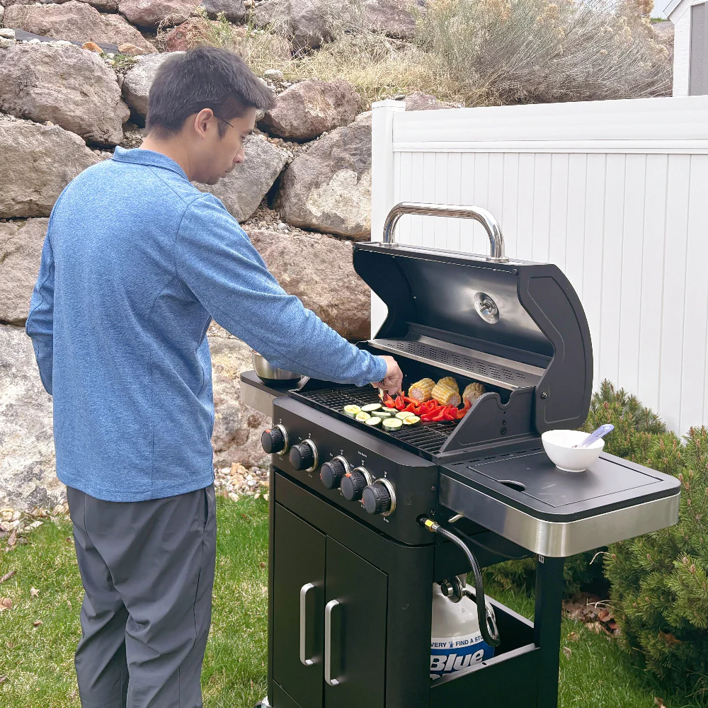 Captiva Designs 4-Burner Outdoor Propane Gas BBQ Grill with Side Burner