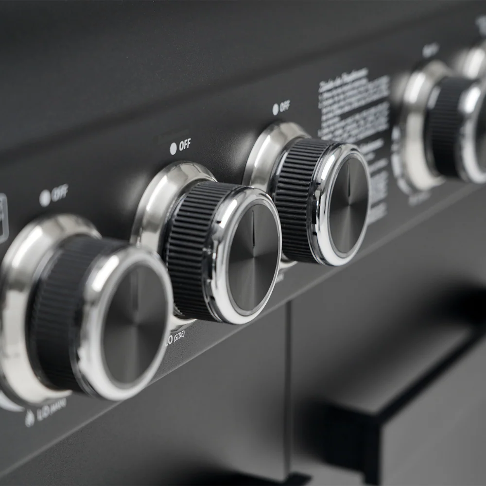 Platinum Yamara Dark 4+2 Gas Barbecue (Essential Bundle)