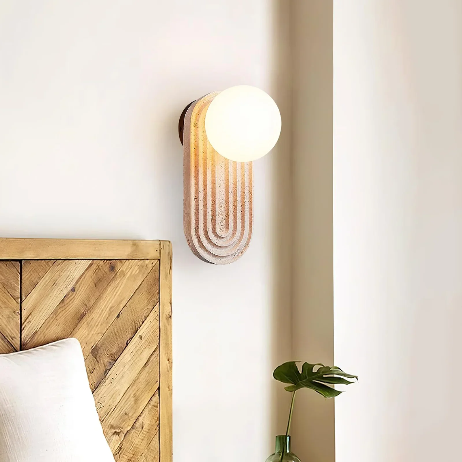 Oval Travertine Trent Wall Lamp