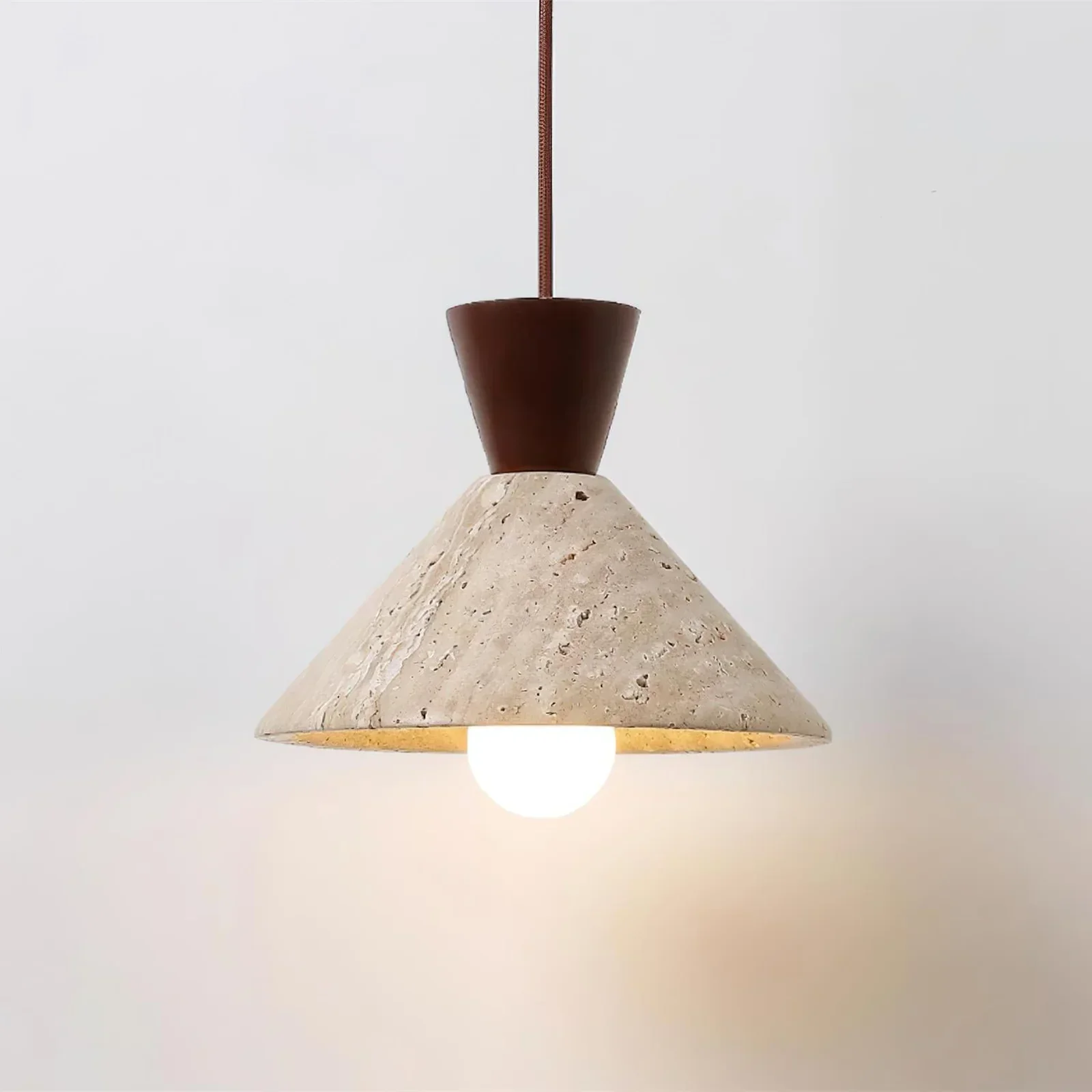 Cone Forma Travertine Pendant Lamp