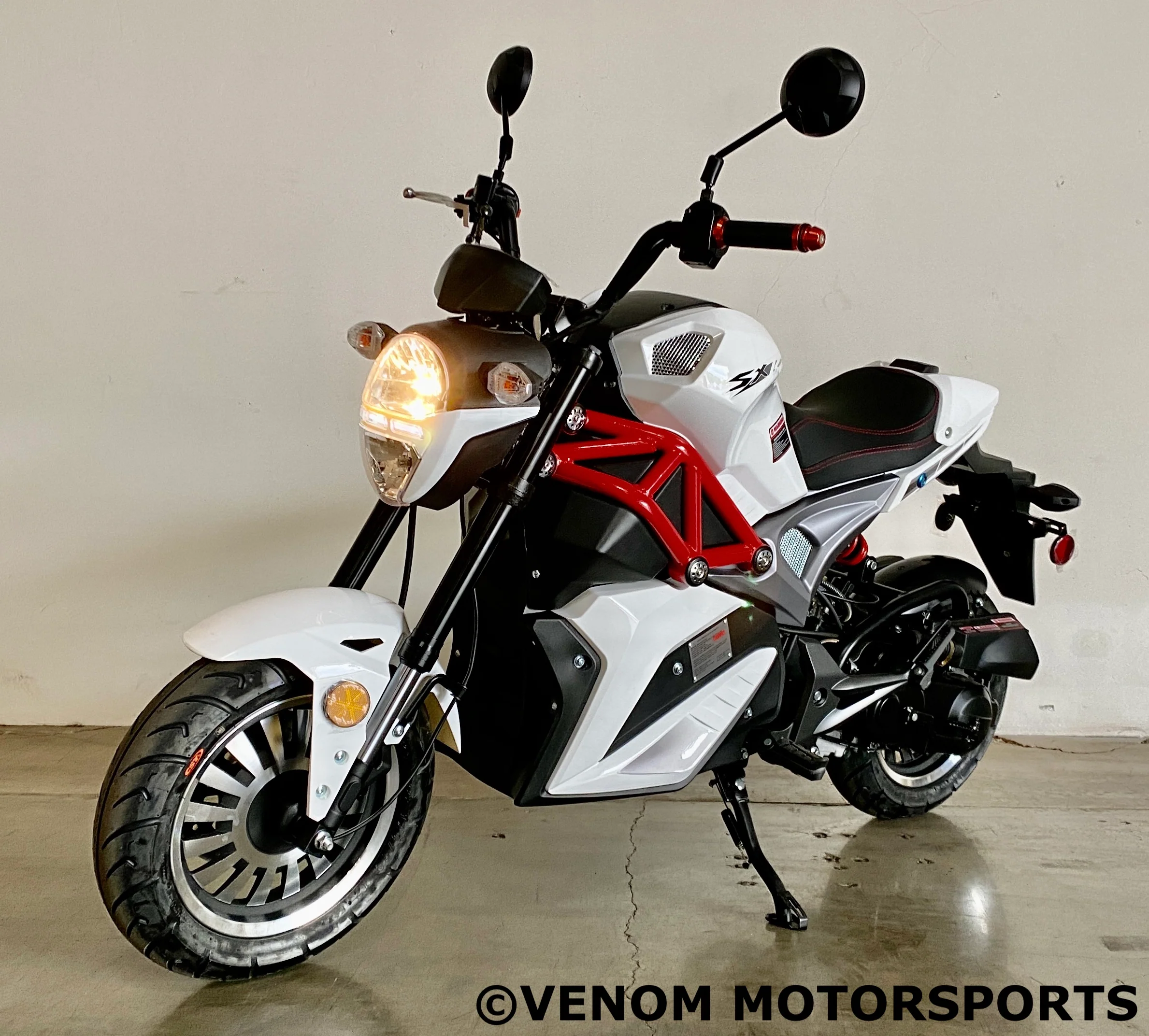 Venom x21 | 50cc Motorcycle | Automatic Transmission