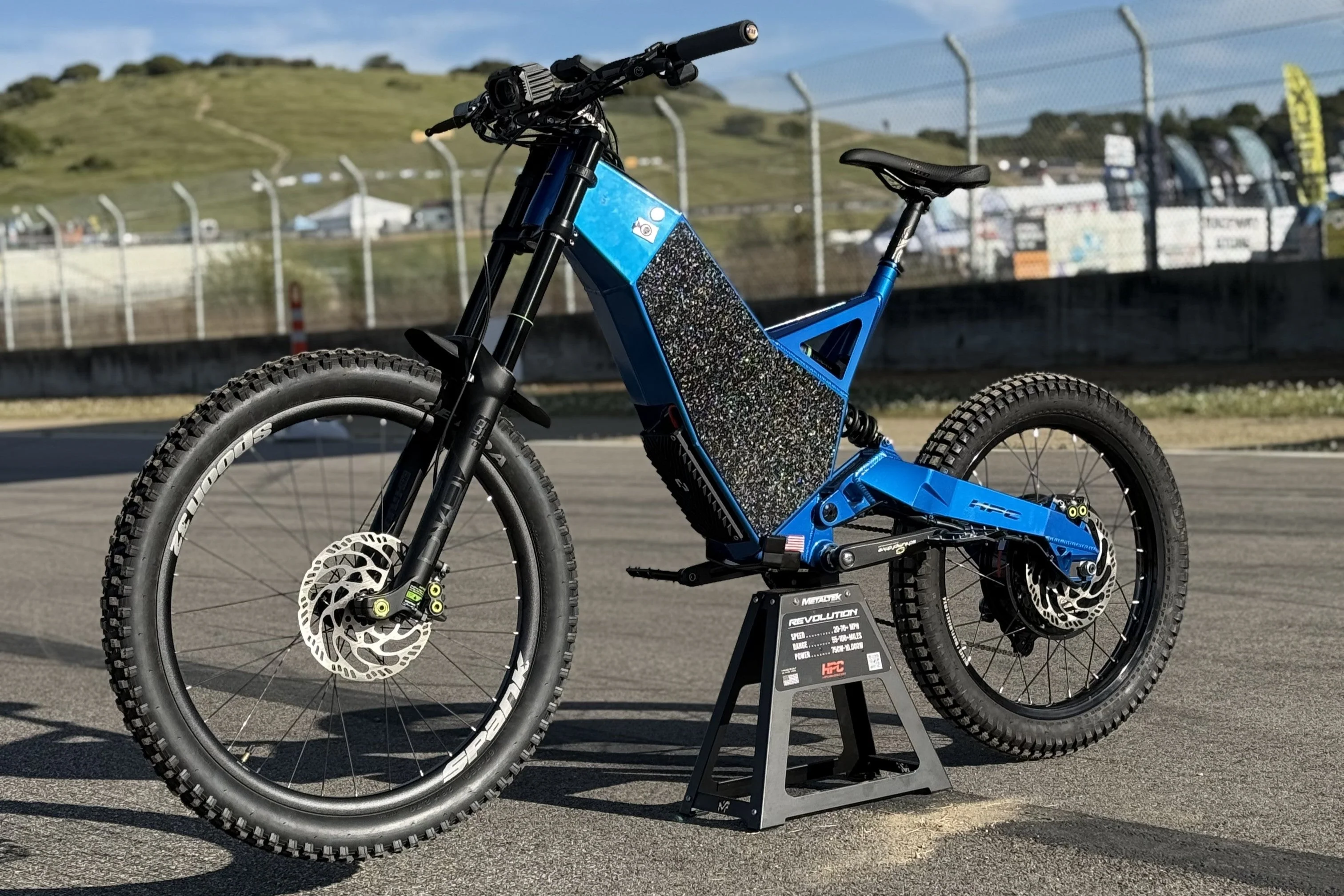 Revolution Moto Style Center Stand