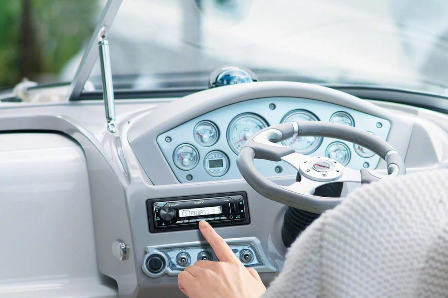 Sony DSX-M80 High Power 45W X 4 Rms Digital Media Receiver with Bluetooth and SiriusXM Ready