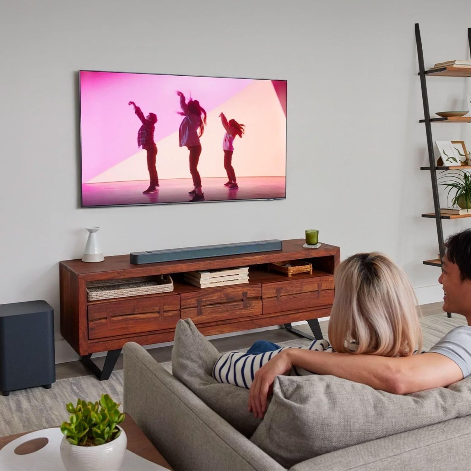 JBL Bar 500: 5.1-Channel soundbar with MultiBeam