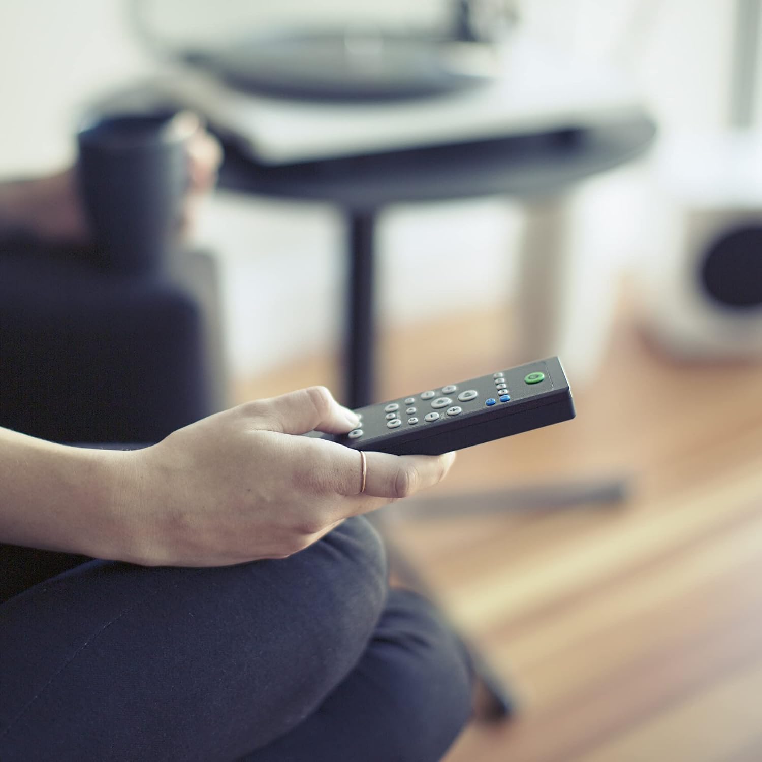 Kanto YU6MB Powered Bookshelf Speakers with Bluetooth and Phono Preamp | Pair | Matte Black