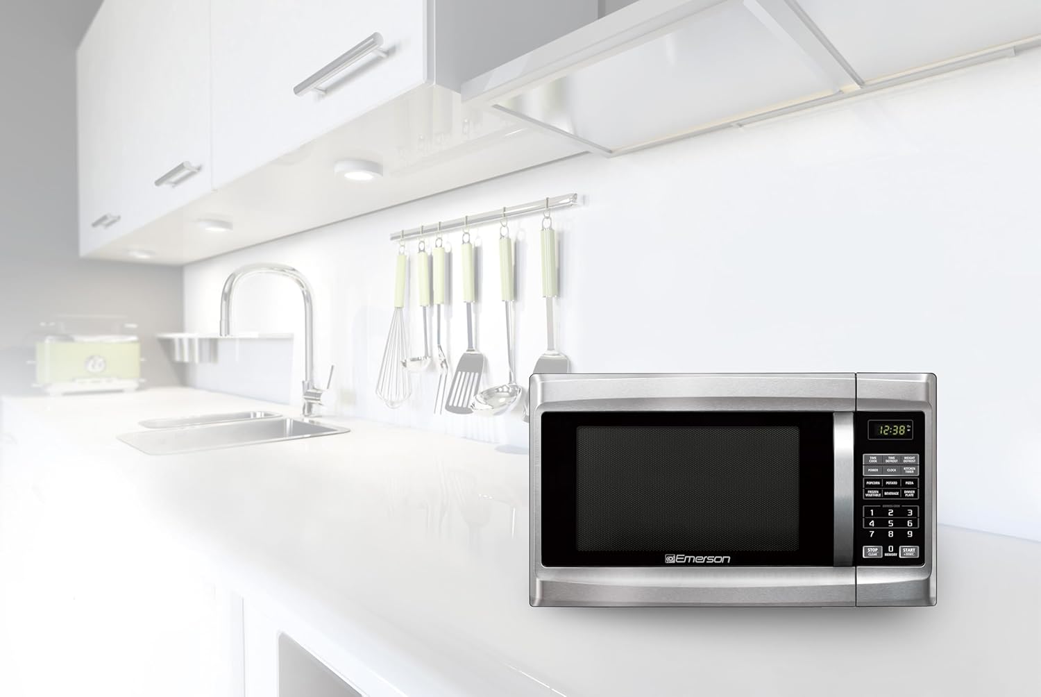 Emerson MW1338SB Countertop Microwave Oven, 6 Pre-Programmed Settings, Removable Glass Turntable, Child Safety Lock, 1.3 Cu ft, 1000W, Stainless Steel