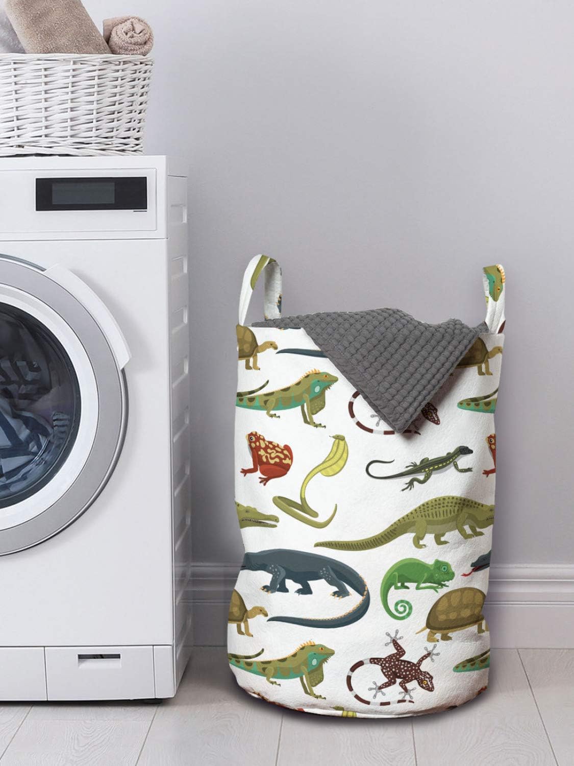 Lunarable Animal Print Laundry Bag, Cartoon Pattern of Reptiles and Amphibians Snake Frog Lizard Gator Tortoise, Hamper Basket with Handles Drawstring Closure for Laundromats, 13
