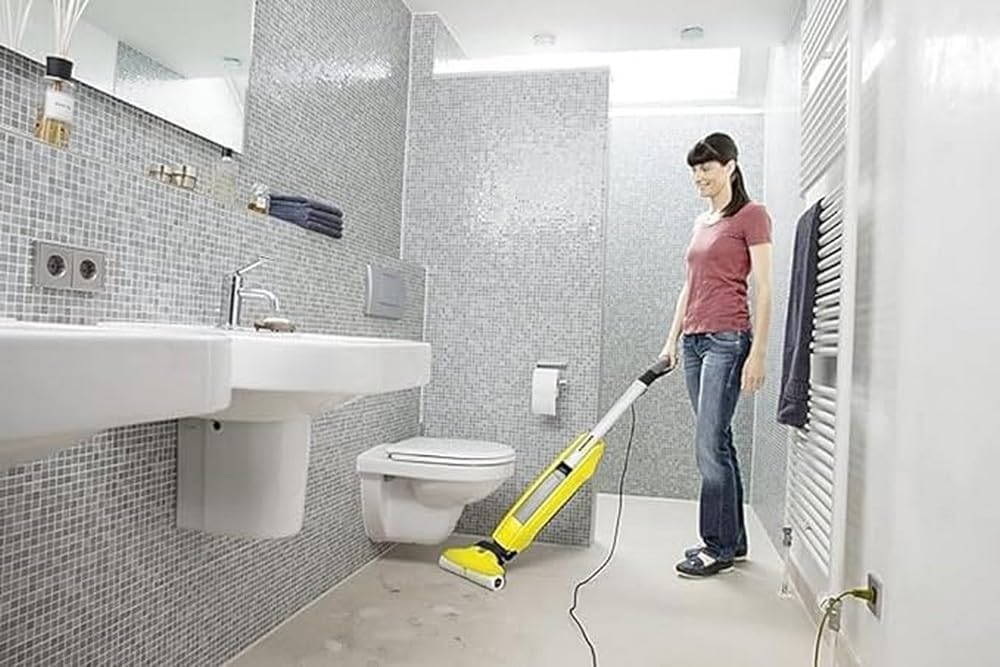 Kärcher FC 5 Cordless Hard Floor Cleaner - Electric and Wireless Floor Cleaner for 60 m² - Effortless Cleaning in One Step