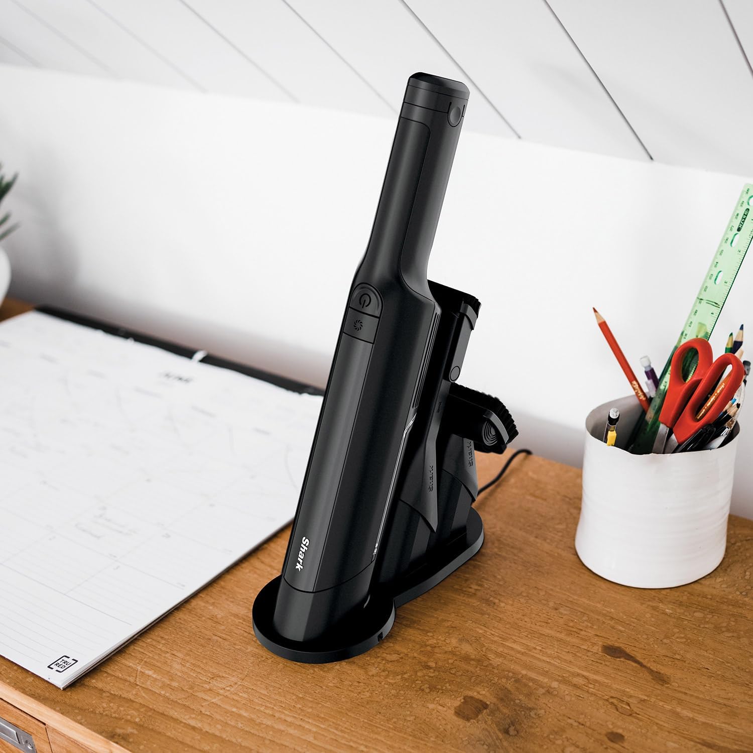 Shark WV410CO WANDVAC Cordless Handheld Vacuum Cleaner, Portable and Lightweight, Powerful Suction for Pet Hair, Car, Home, Black (Renewed)