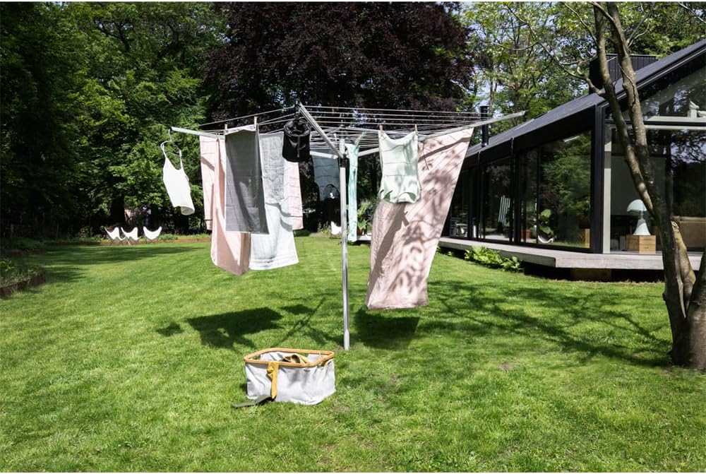 Brabantia Lift-O-Matic Outdoor 4 Arm Clothesline (197 ft/Ø 1.8