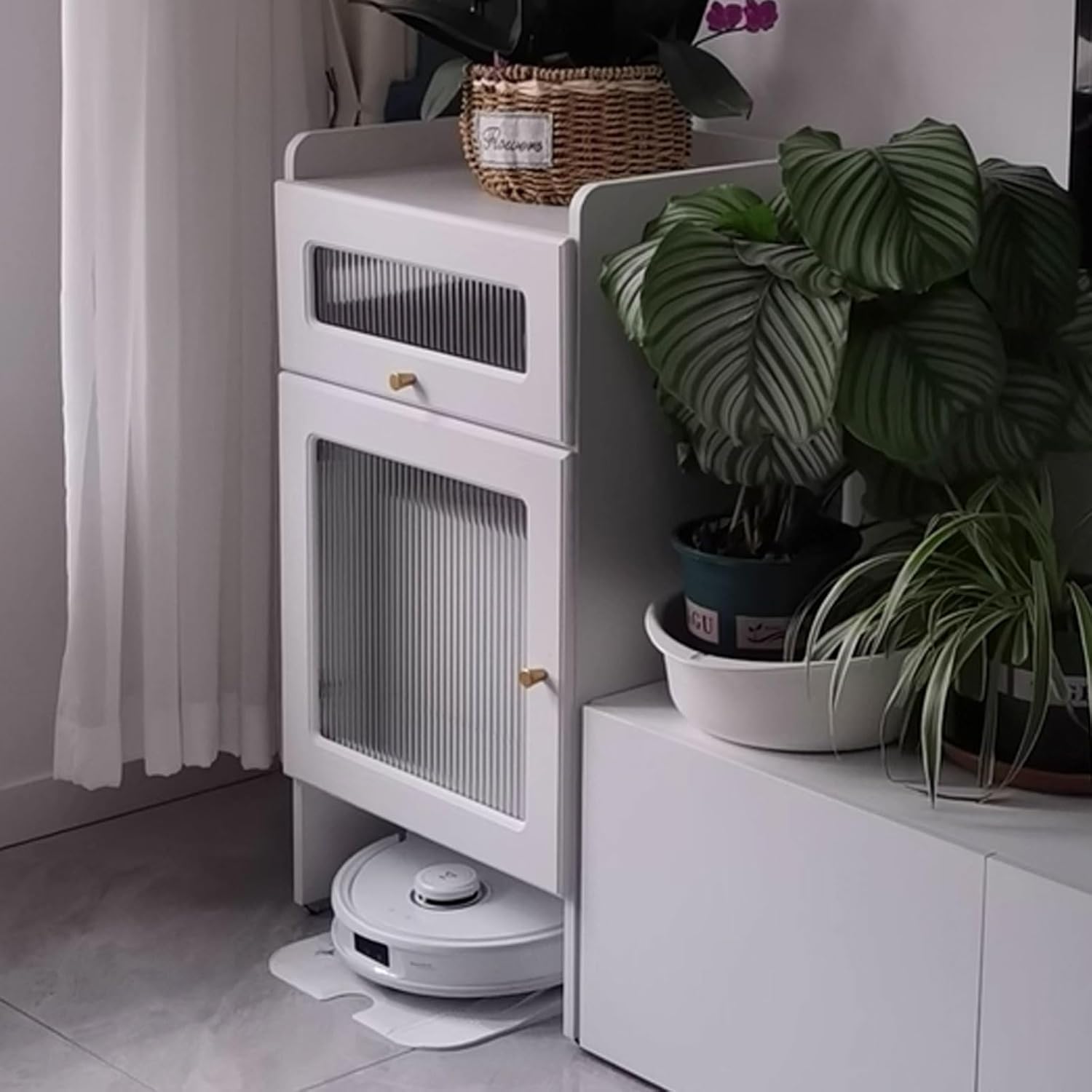 Storage Cabinet Movable Robot Vacuum Cabinet Solid Wood Particle Board and Glass Material with Wheels Hotel Apartment Sweeping Robot Organizer Shelf 3 Colors(Natural)