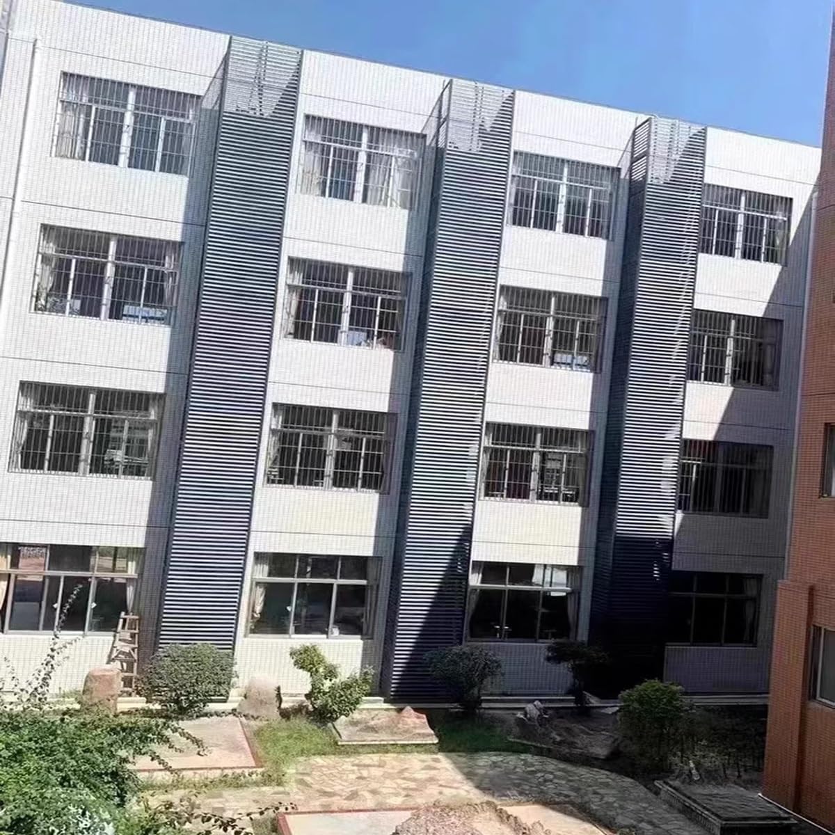 Air Conditioner Cover Breathable Waterproof Shutters Outdoor Air Conditioner Covers For Outside Units Louvered Frame Protective Cover Privacy Fence Screen(Coffee,100*70*50cm)