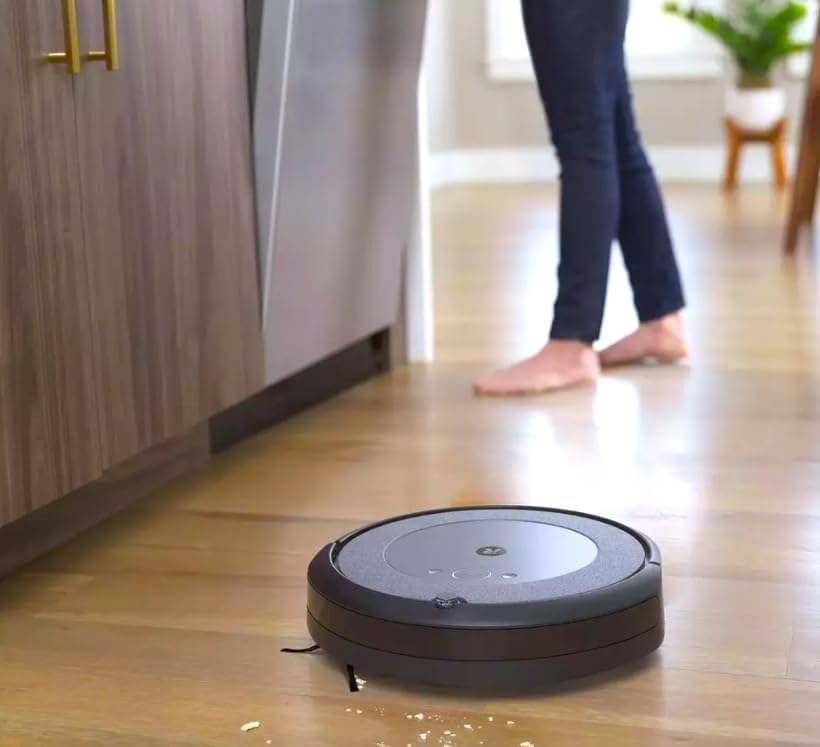 iRobot i5+ i555620 Robot Vacuum with Clean Base Automatic Dirt Disposal