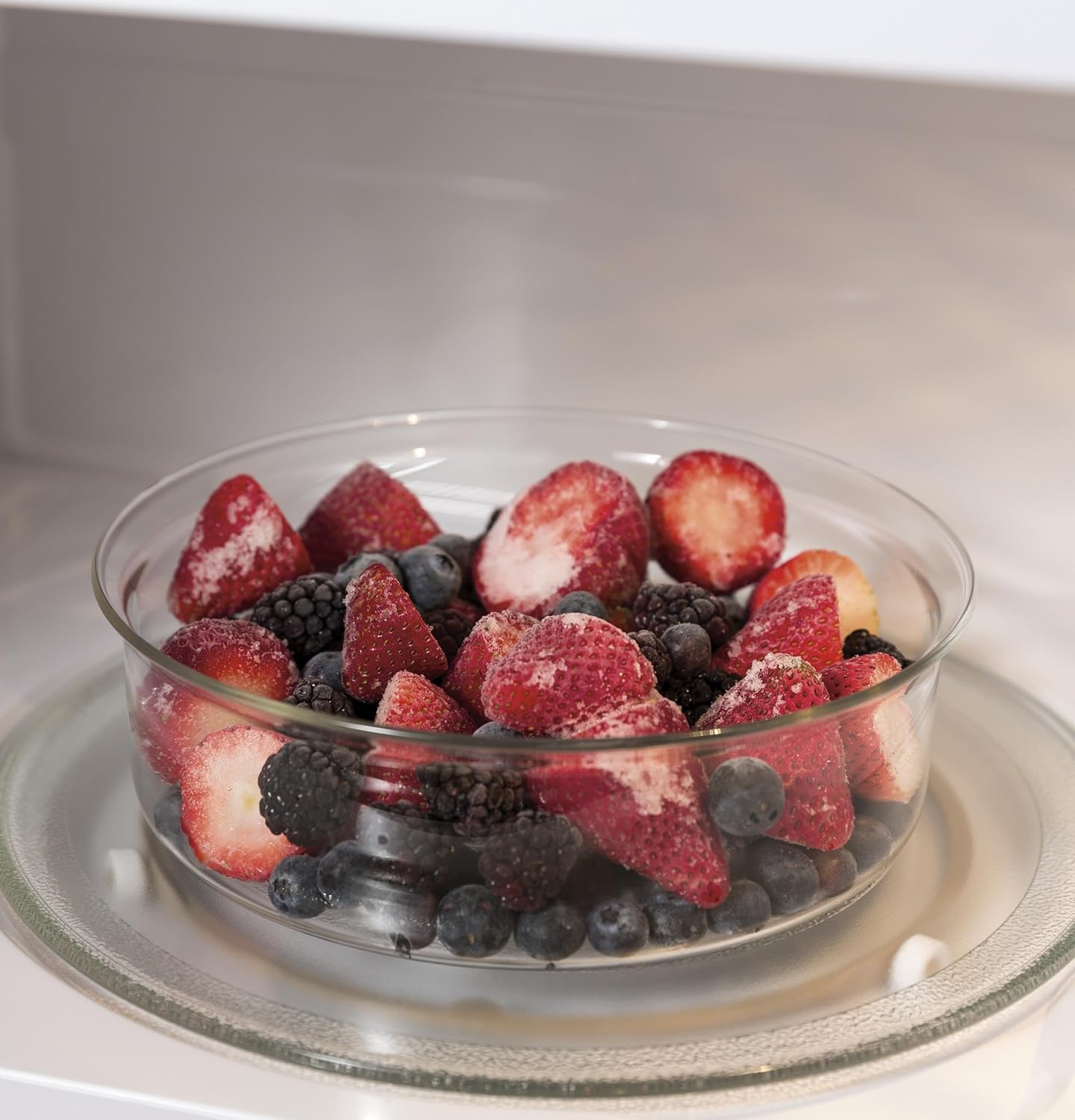 1.1 Cu. Ft. Capacity Countertop Microwave Oven