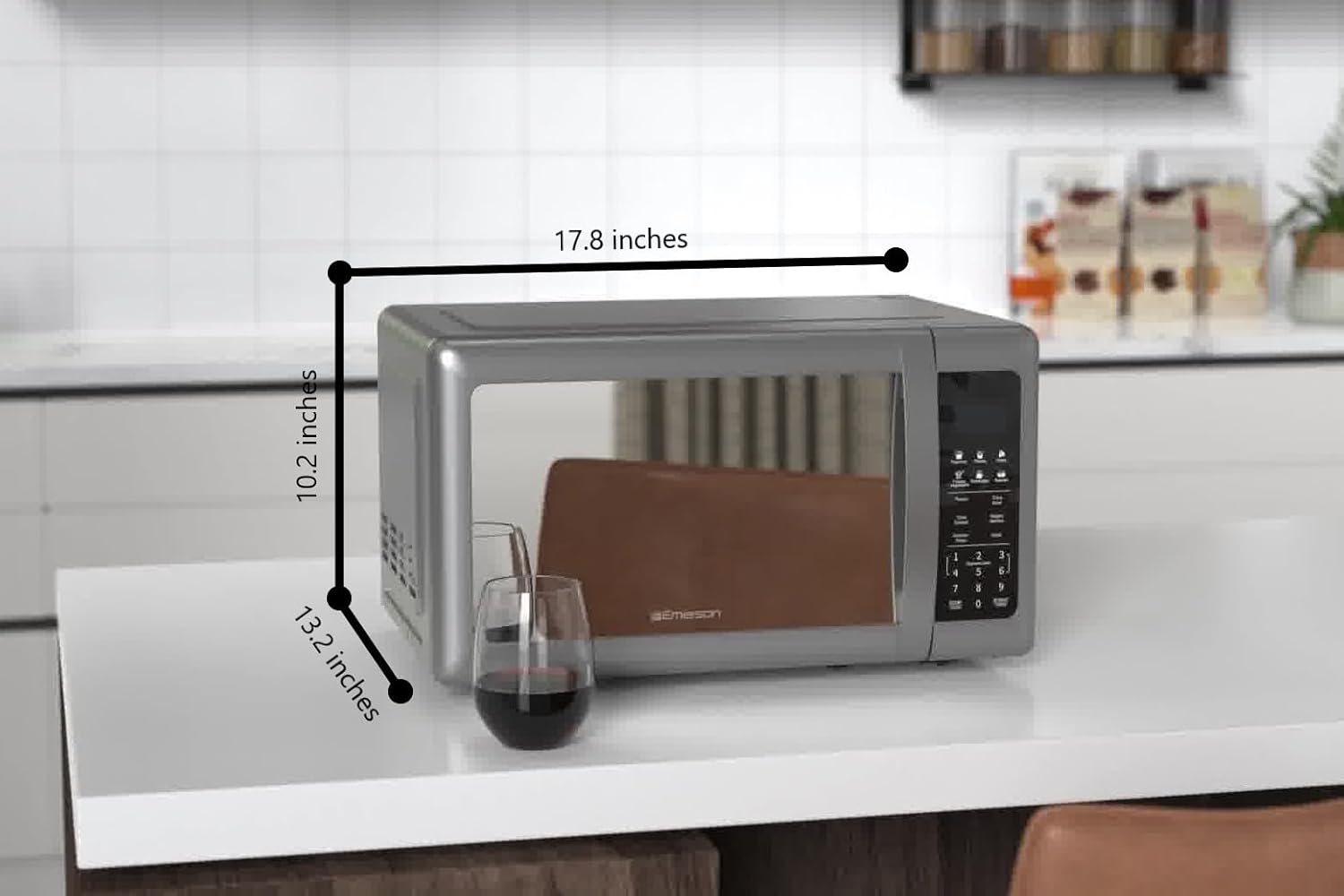 Emerson MW7601SL Countertop Microwave Oven with Sleek Mirrored Finish Glass Door, 700W, 10 Power Levels and 6 Pre-Programmed Settings with Child Safe Lock, 0.7. Cu. Ft., Silver