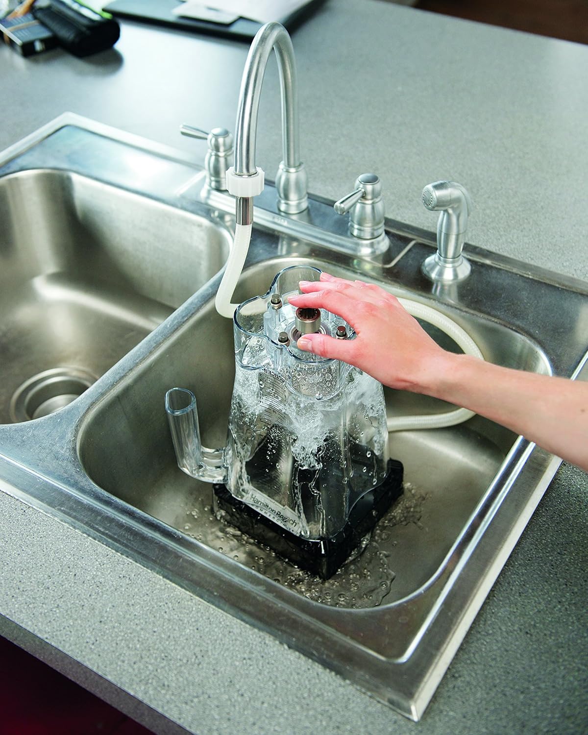 Hamilton Beach (BCR100) Commercial Blender Container Rinser Black