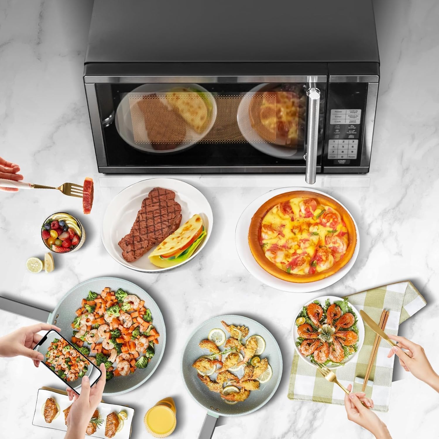 Countertop Microwave Ovens 0.7 Cu. Ft, 700 Watts Microwave Oven With LED Lighting,Turntable and Child Lock,Compact Microwave Perfect for Apartments and Dorms,Easy Clean Interior