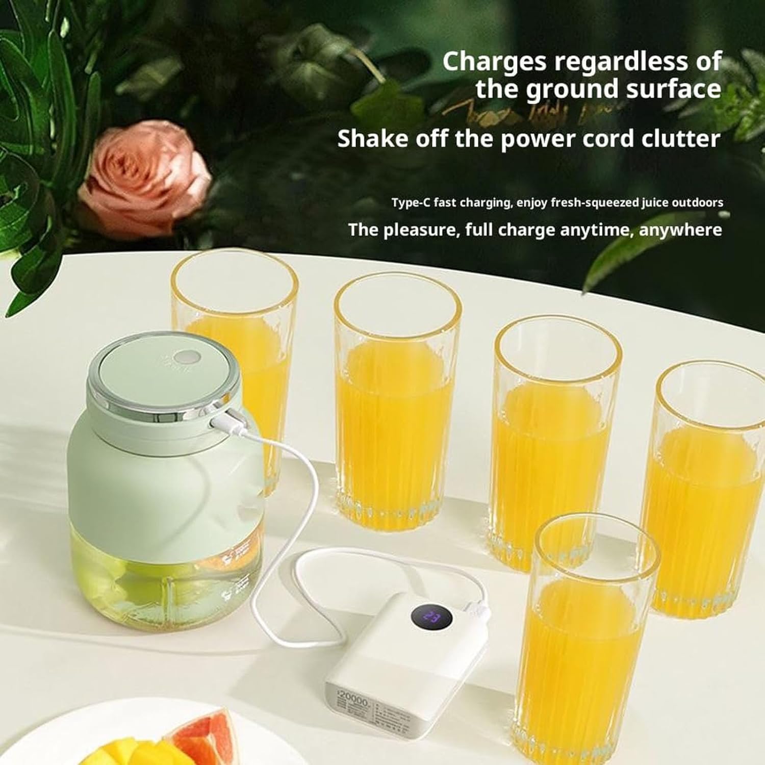 Portable wireless juicer，Portable Blender Cup with Straw and Two Lids, Multifunctional Large-Capacity Wireless Blenders Rechargeable, for Smoothies, Shakes & Frozen Blending (white)