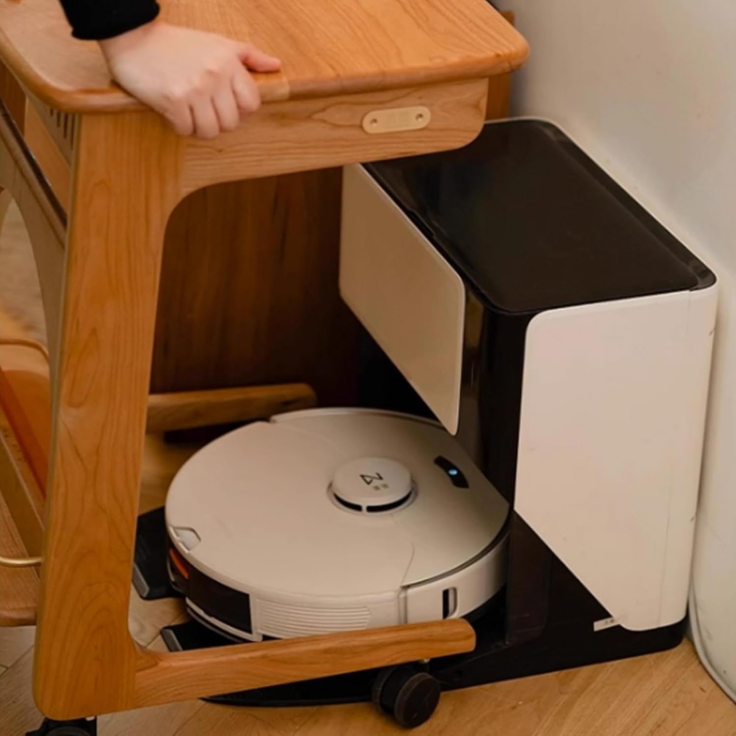 Sweeping Robot Storage Rack, Rustic Robot Vacuum Stand Cabinet, Storage Rack Above The Sweeping Robot, Mobile Robot Vacuum Storage Side Table, Multi-Functional Sideboard(Natural)