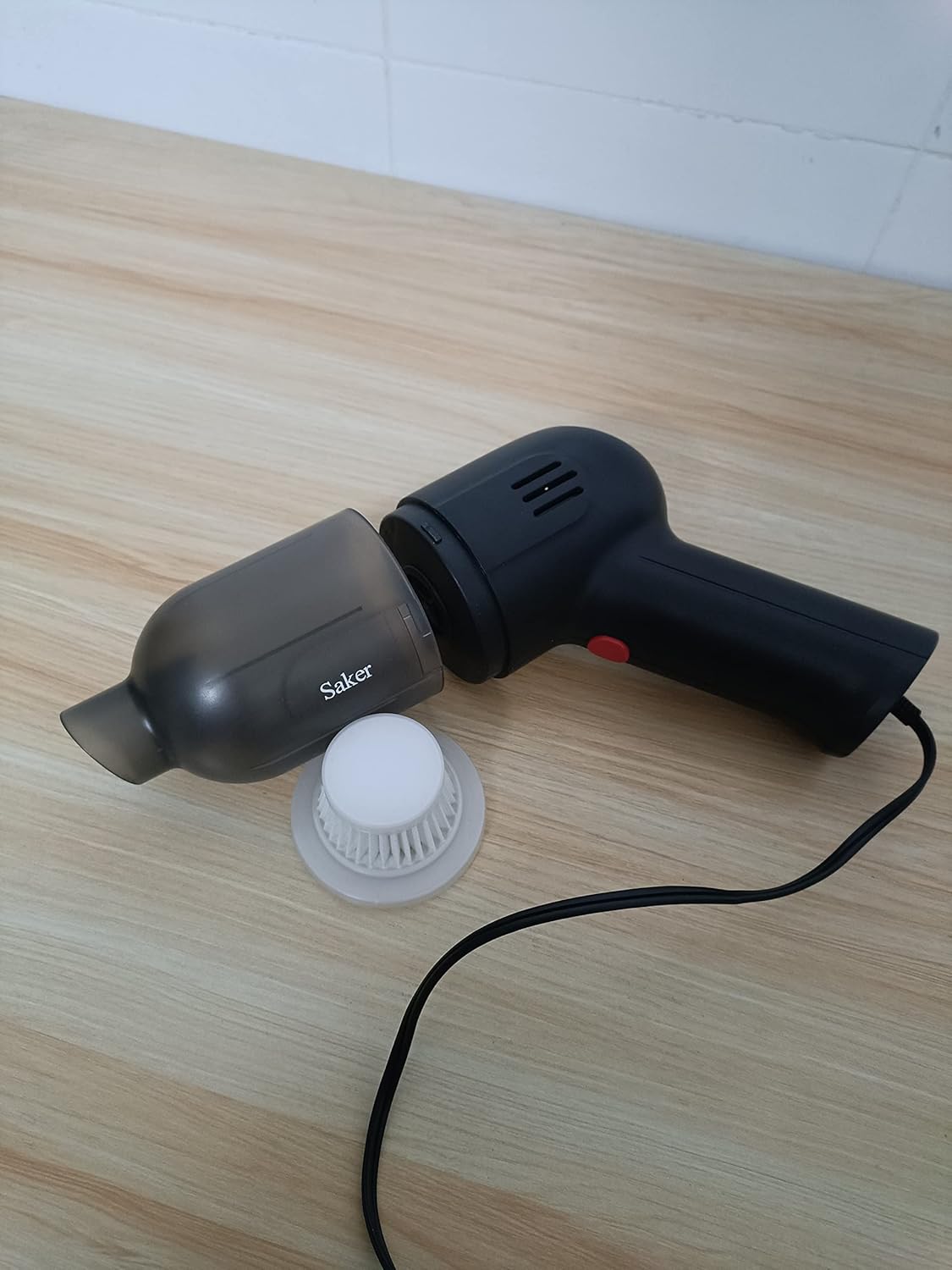 Saker Hand-held Vacuum Cleaners
