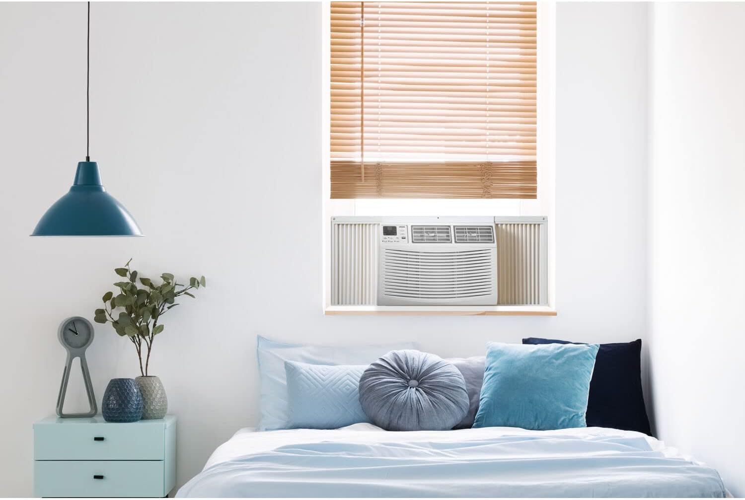 Amana 24,000 BTU 230V Window-Mounted Air Conditioner with Remote Control, AC for Rooms up to 1500 Sq.Ft, 24H Timer, 3-Speed, Auto-Restart, Digital Display, ​White