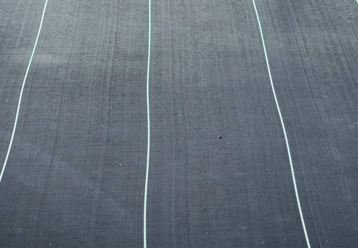 GrillGear 4 x 300 ft. Commercial All Weather Landscaping Ground Covering