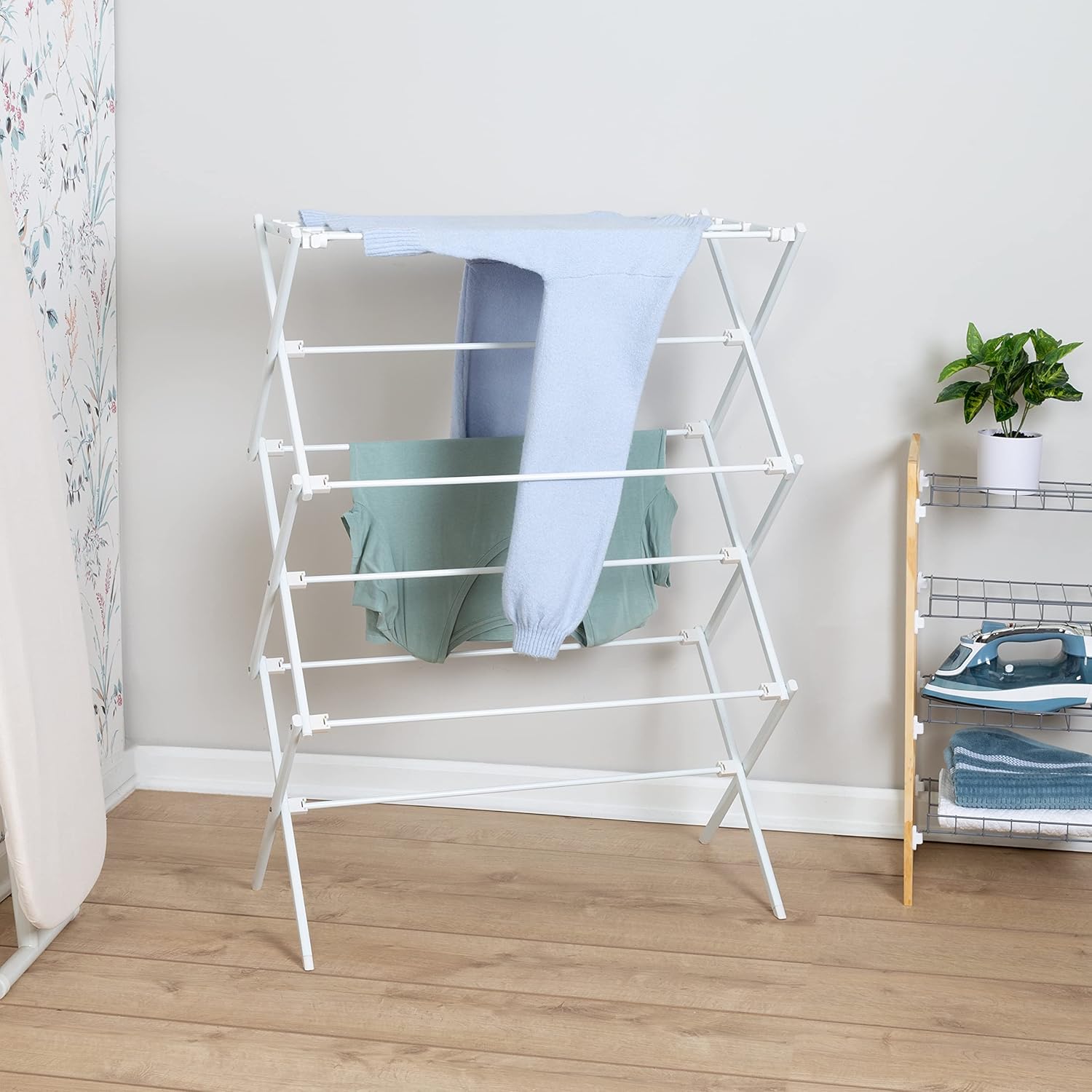 Honey-Can-Do Collapsible Laundry Drying Rack, Portable Clothes Rack, Space-Saving & Easy to Store Metal Garment Rack, Sturdy Clothes Dryer, Ideal for Small Spaces, Indoor & Outdoor Use, White
