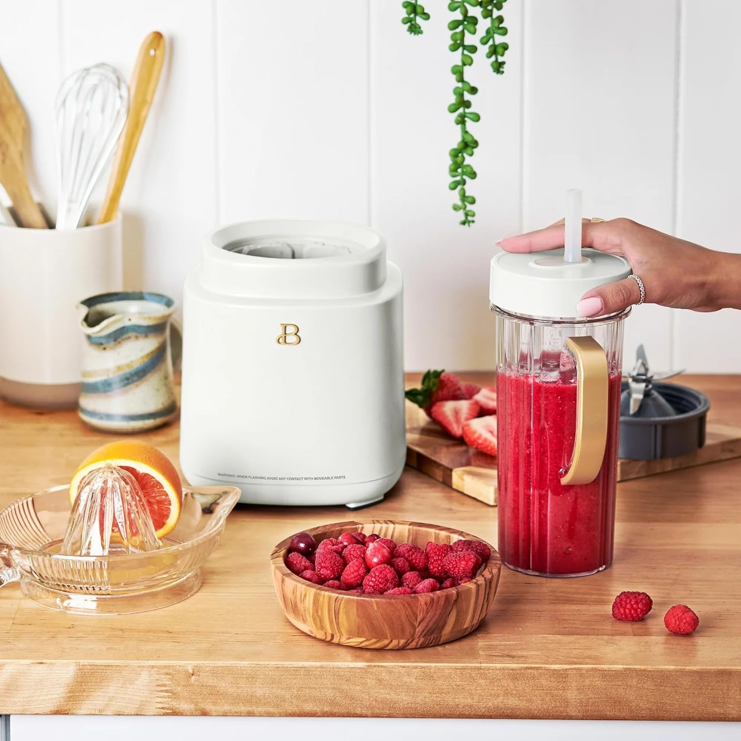 Beautiful PowerExact Blender System with 700W Motor, 50oz Tritan Jar, 20oz Single-Serve Cup, No Drippy Sippy™ Lid, 3 Speeds & 4 Pre-sets by Drew Barrymore (White Icing)