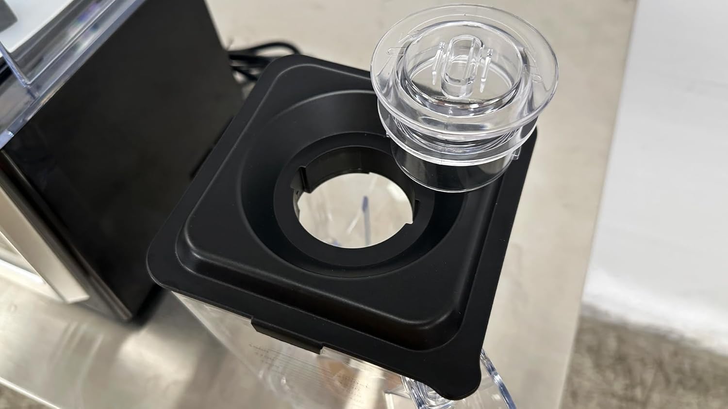 Commercial Soundproof Blender, 2000ml BPA-Free Jar, 1400W Motor, LED Display, 6 Functions, Black HS-211D ETL