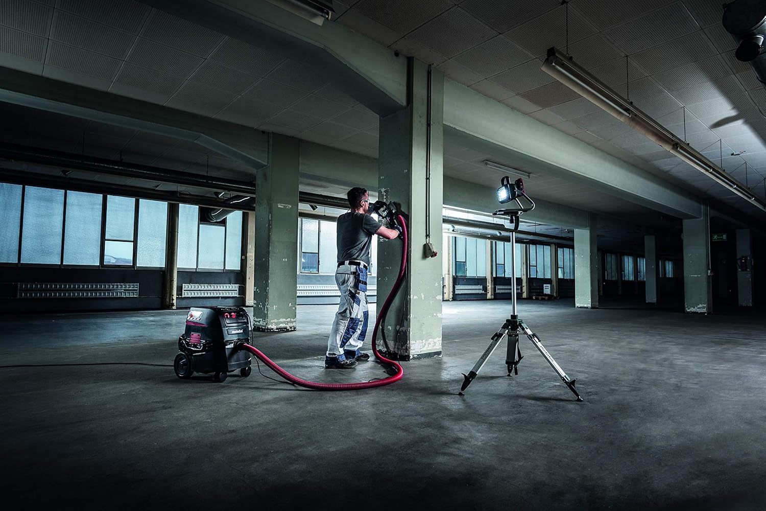 Metabo ASR 35 AutoCleanPlus 11 AMPS 9 Gallon AutoClean HEPA All-purpose Vacuum Cleaner 157 CFM (602057800)