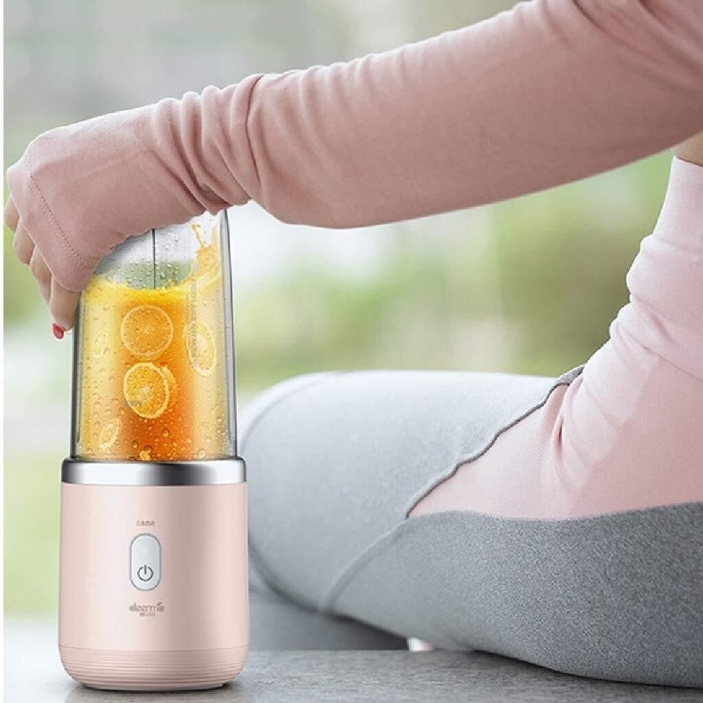 Portable Juicer Blender Mini Juice Extractor, Rechargeable USB Mixer with Stainless Steel Blades, Green