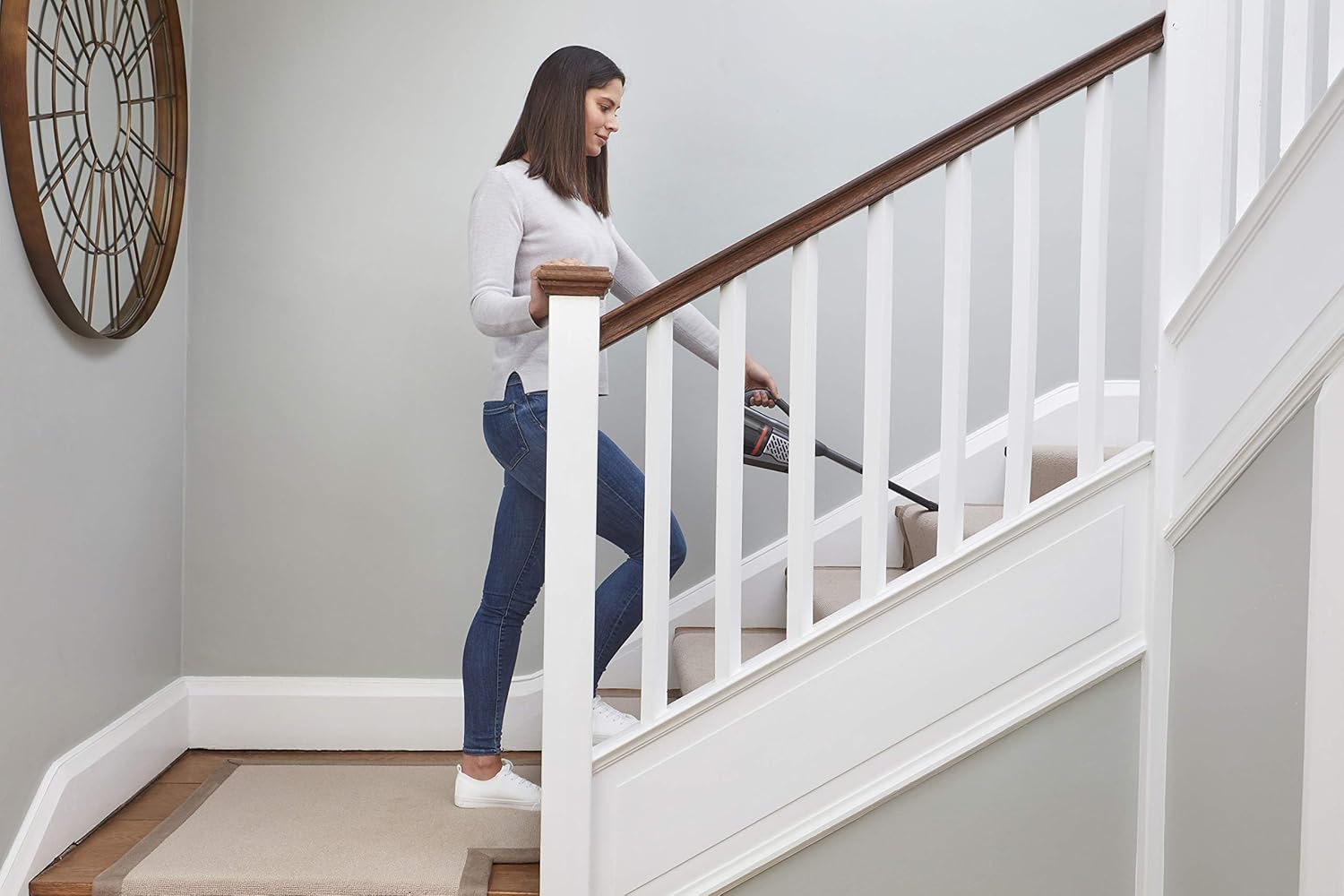 BLACK+DECKER BHHV520JF-QW - Aspirador de Mano GEN 11 con tecnología Smart TECH 18V 2Ah. Boquilla fina extensible y cepillo. Cargador Base.