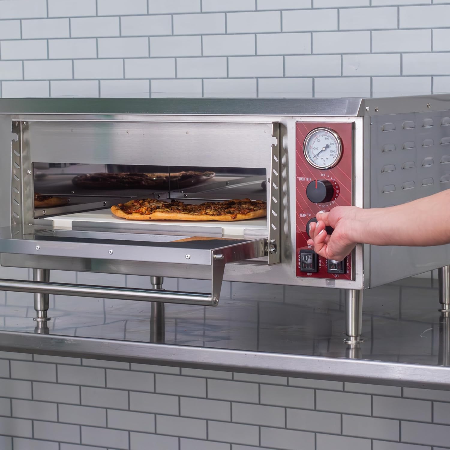 Kratos Commercial Oven, Single-Deck Countertop Electric Pizza/Bakery Oven, Stainless Steel, Cooks 18