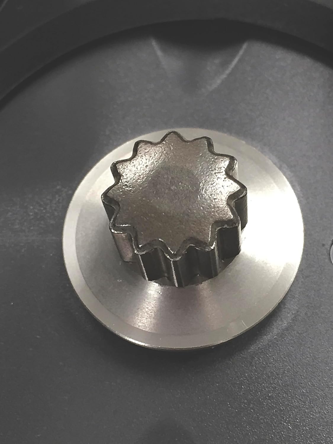 Hamilton Beach Commercial EXPEDITOR 1 Gallon / 4 Liter Culinary Blender, 3.5 HP Motor, Precision Control Touchpad, Custom Blending Programs, Clear Lid with Dosing Cup, NSF Certified, HBF1100SR