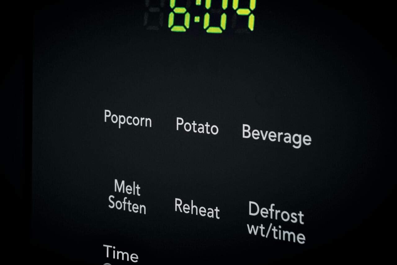 FRIGIDAIRE FFMV1846VS 30