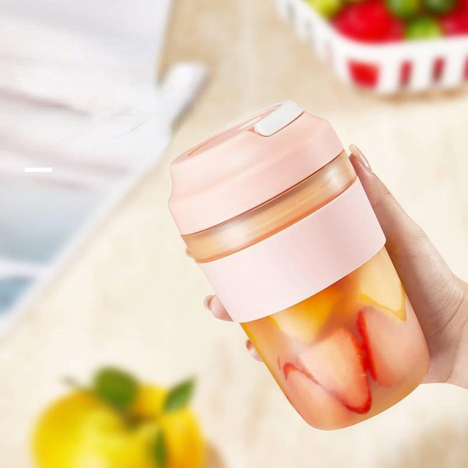 Electric Mini juicer Portable Household Fruit Small Charging Juice Cup Student Juice Cup