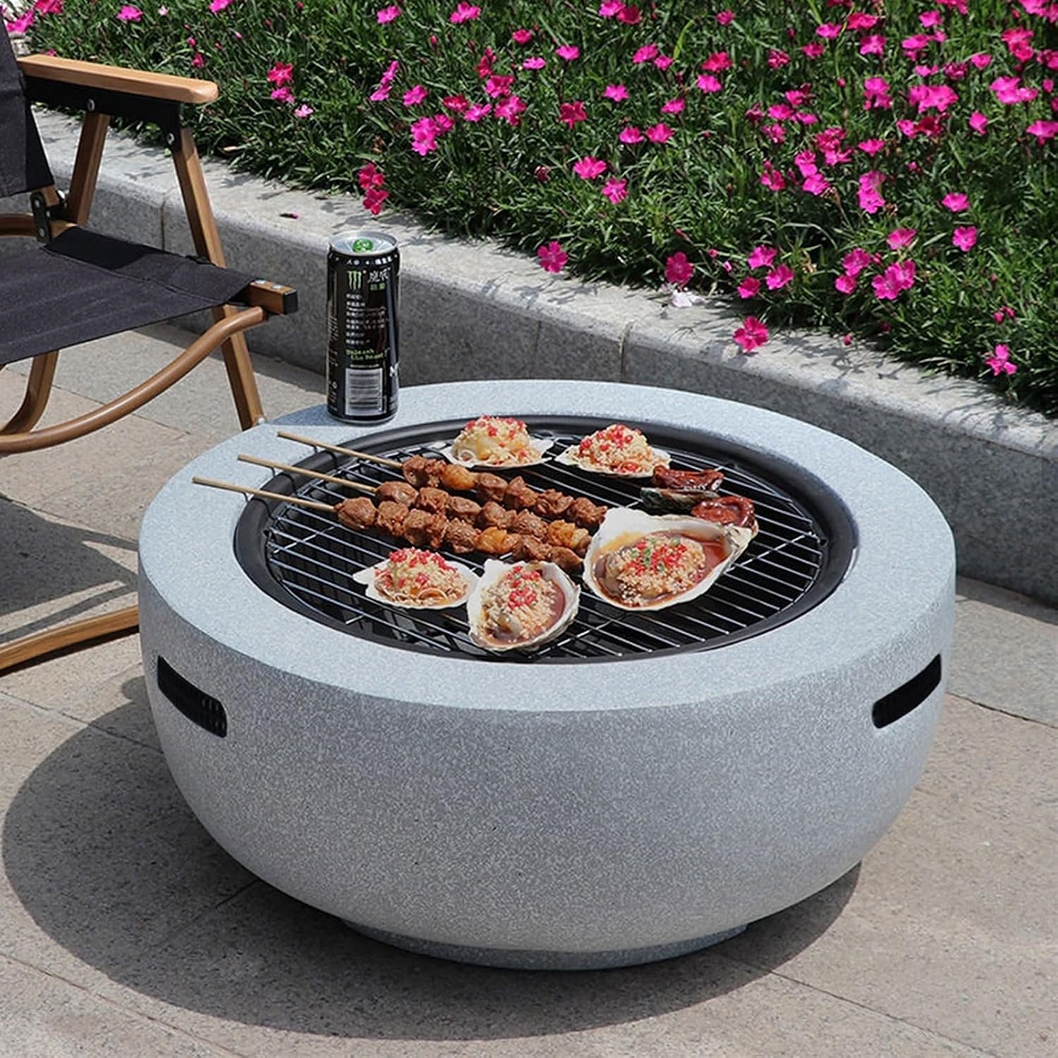 Fire Pit Outdoor fire pits, fire pits with Spark Screens, Wood Burning fire pits in courtyards, backyards and Gardens